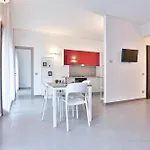 Casa Chiara - Materdei & Salvator Rosa Metro Apt